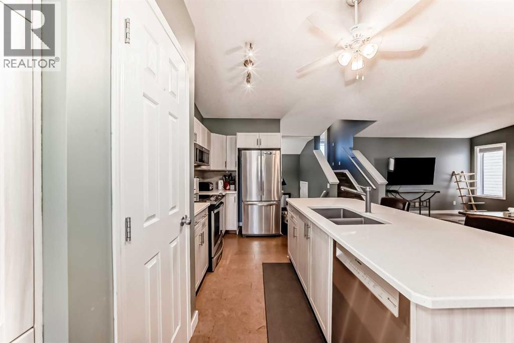 26 Copperfield View Se, Calgary, Alberta  T2Z 4L3 - Photo 5 - A2264641