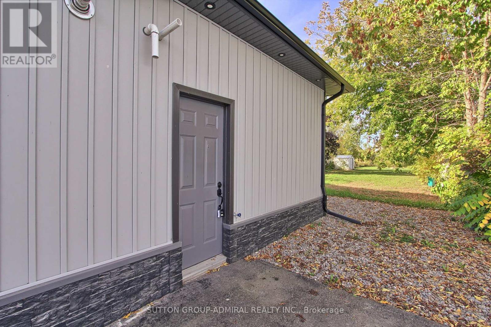 836 Montsell Avenue, Georgina (Historic Lakeshore Communities), Ontario  L0E 1S0 - Photo 41 - N12499934