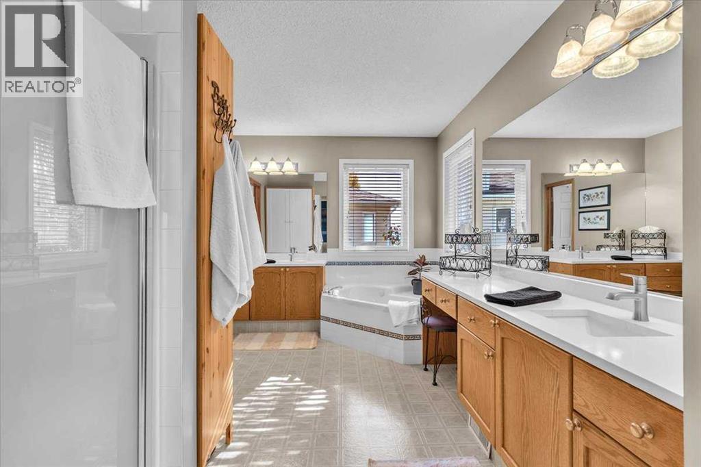 20 Tuscany Ridge Green Nw, Calgary, Alberta  T3L 2J4 - Photo 20 - A2265851