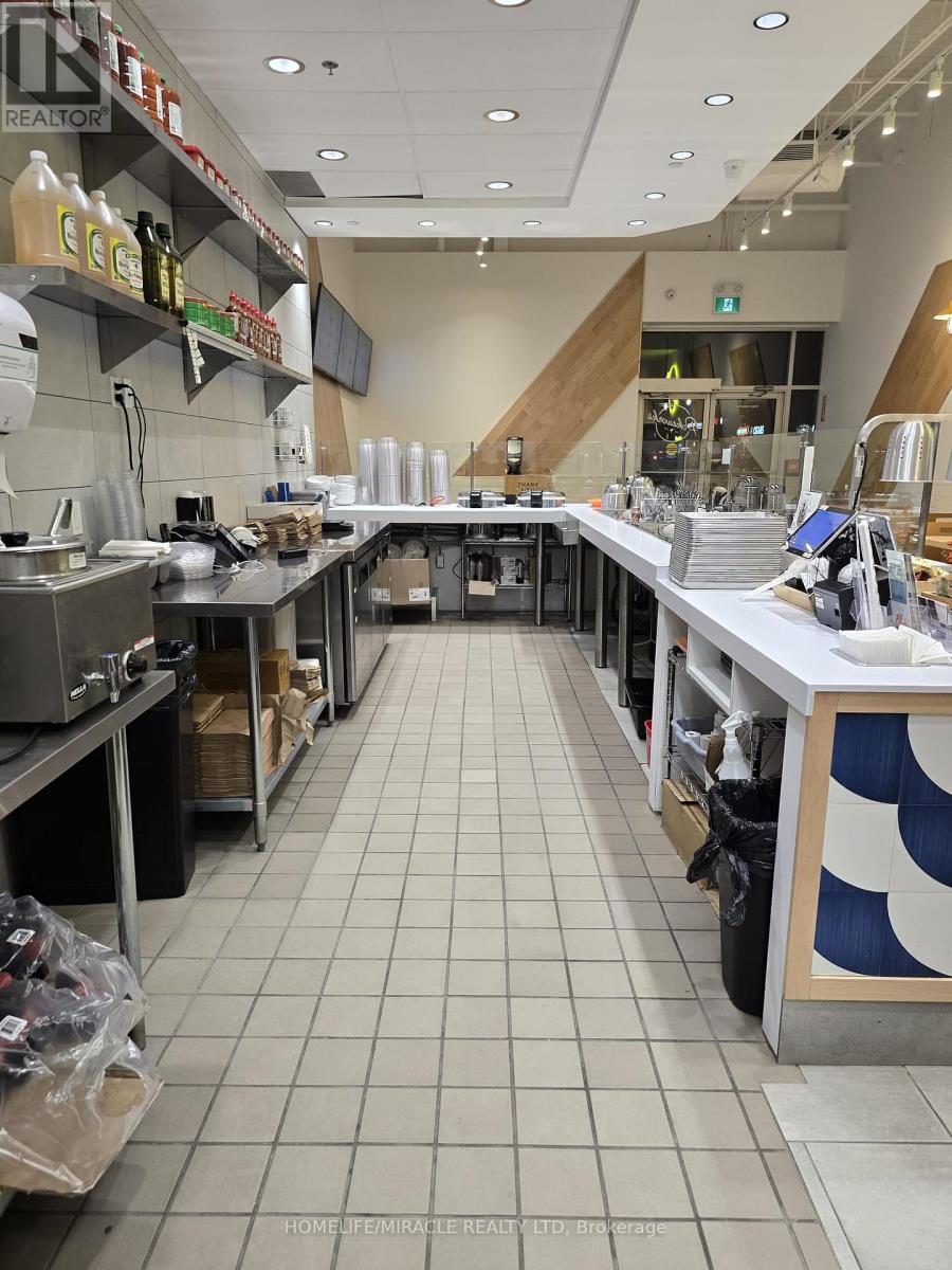 D1-B - 2465 Appleby Line, Burlington, Ontario  L7L 0B6 - Photo 3 - W12499928