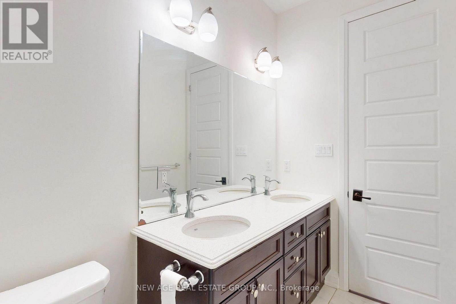 153 Whitlock Avenue, Milton, Ontario  L9E 1G1 - Photo 28 - W12499966