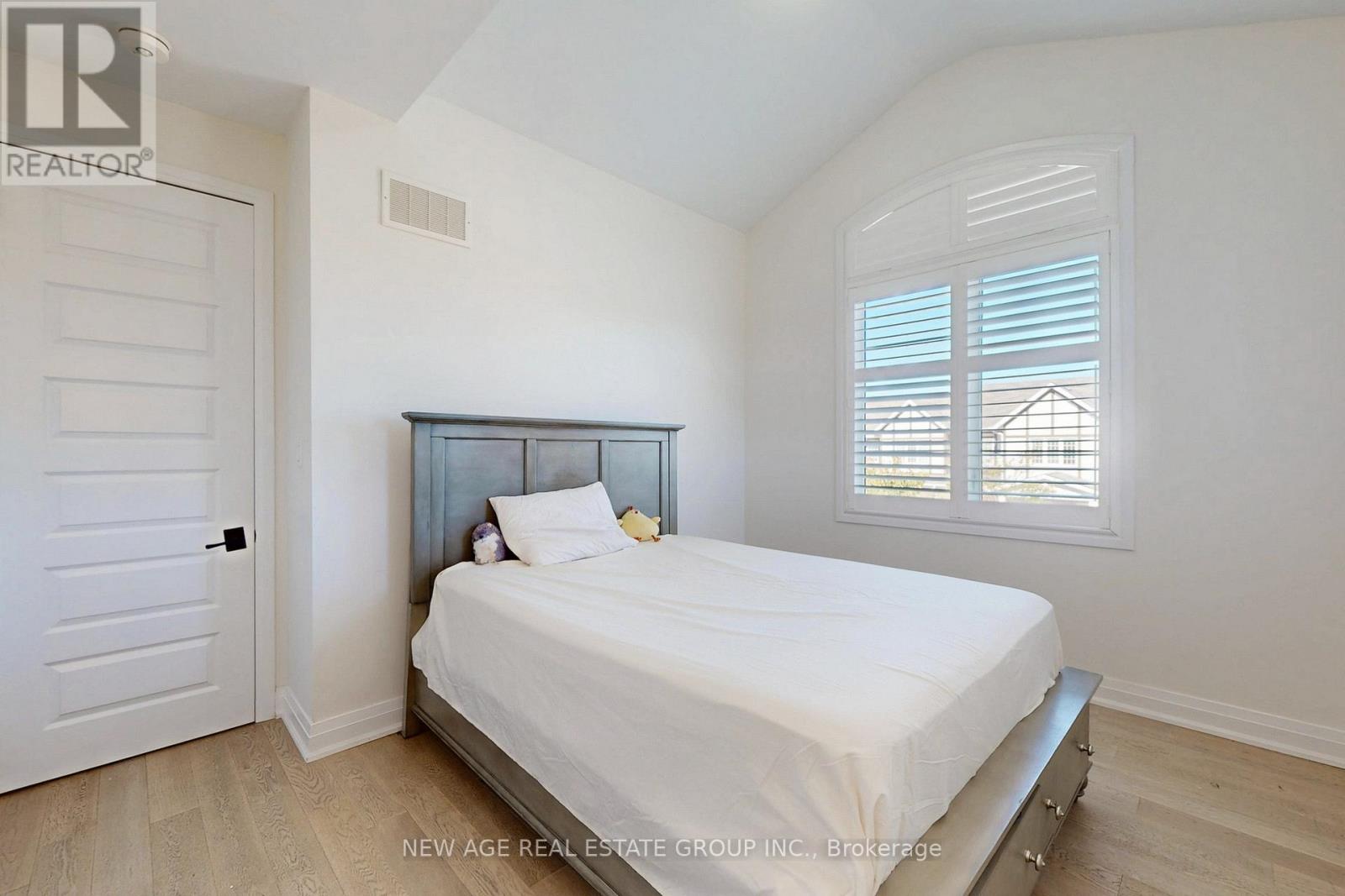 153 Whitlock Avenue, Milton, Ontario  L9E 1G1 - Photo 29 - W12499966