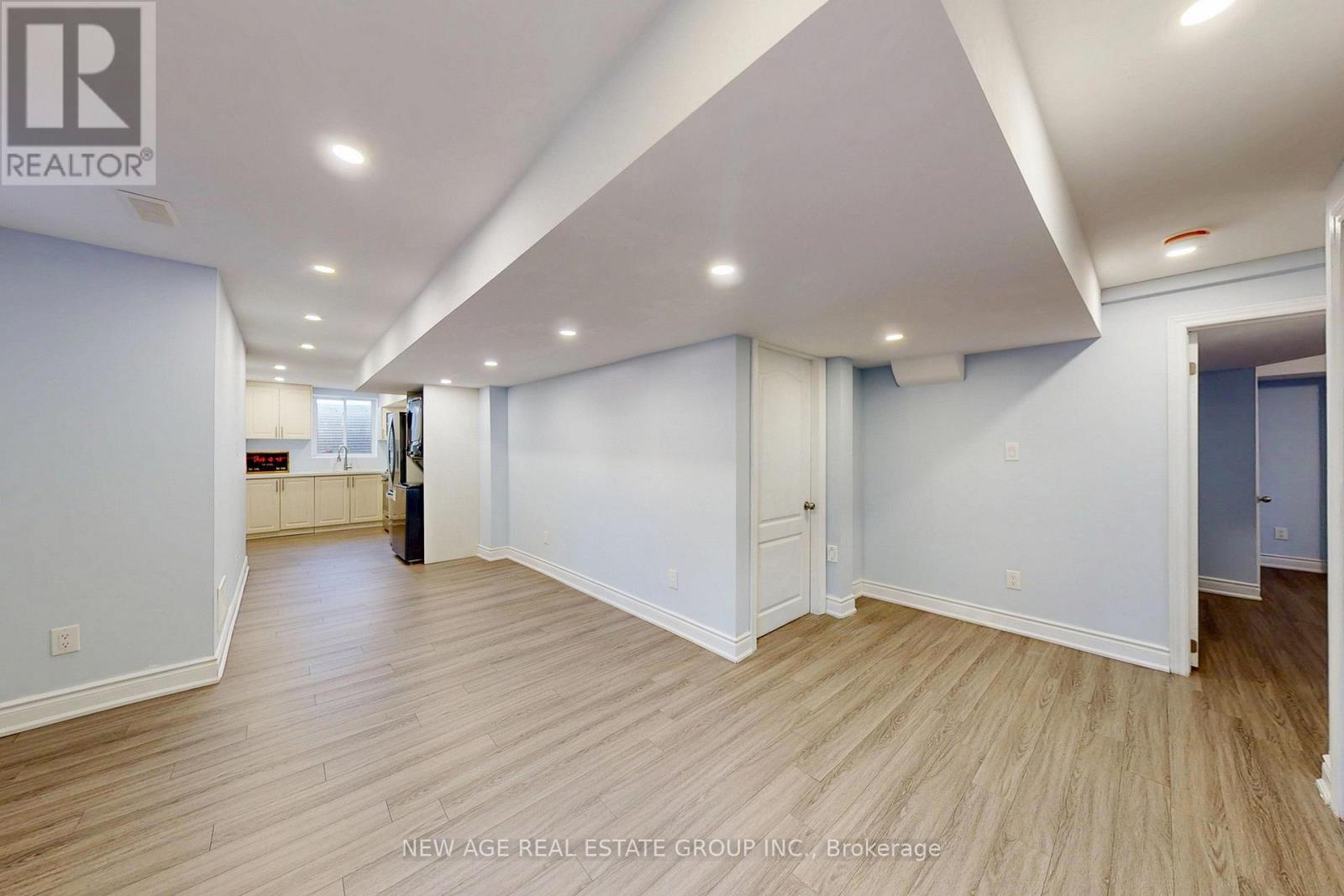 153 Whitlock Avenue, Milton, Ontario  L9E 1G1 - Photo 31 - W12499966