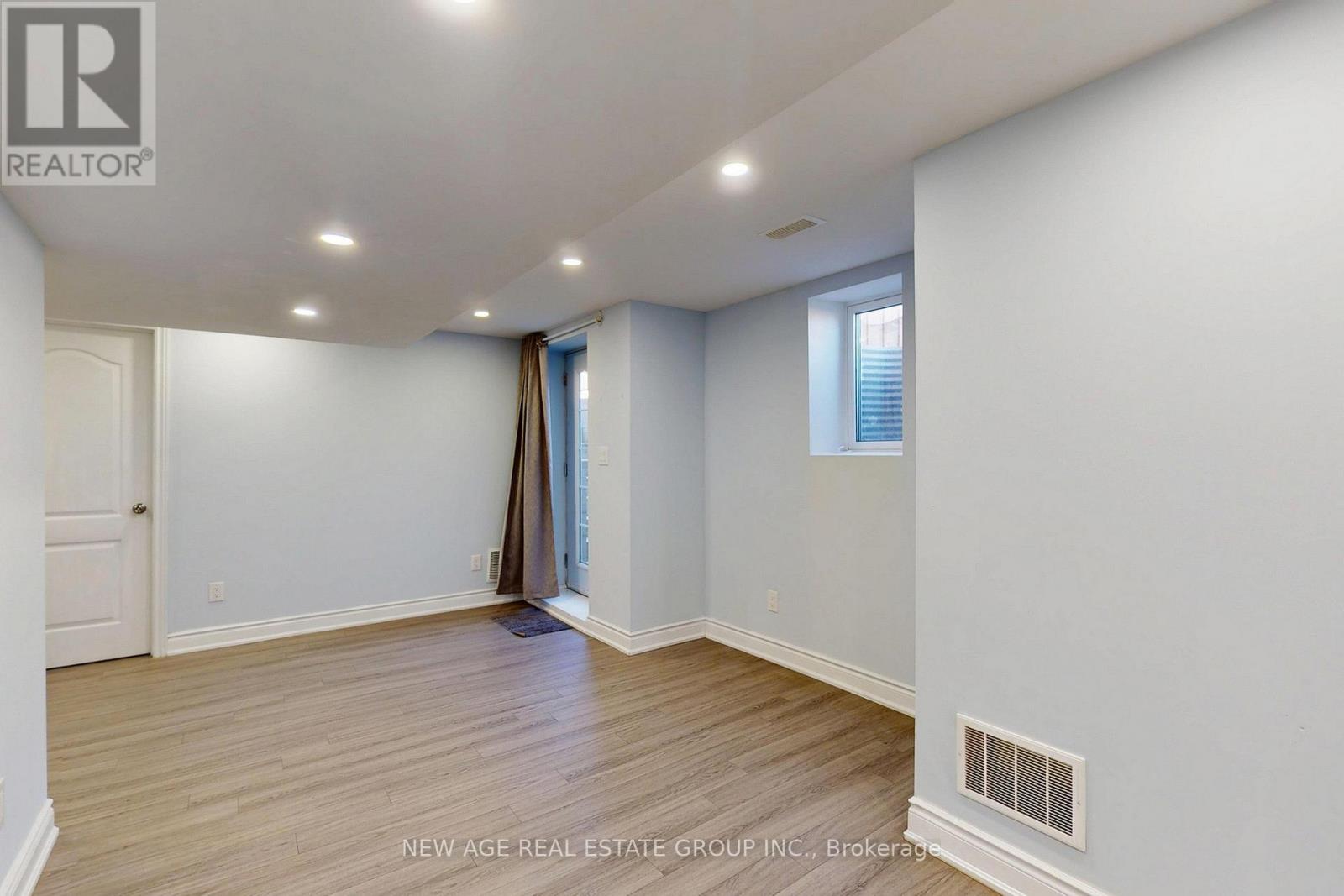 153 Whitlock Avenue, Milton, Ontario  L9E 1G1 - Photo 32 - W12499966