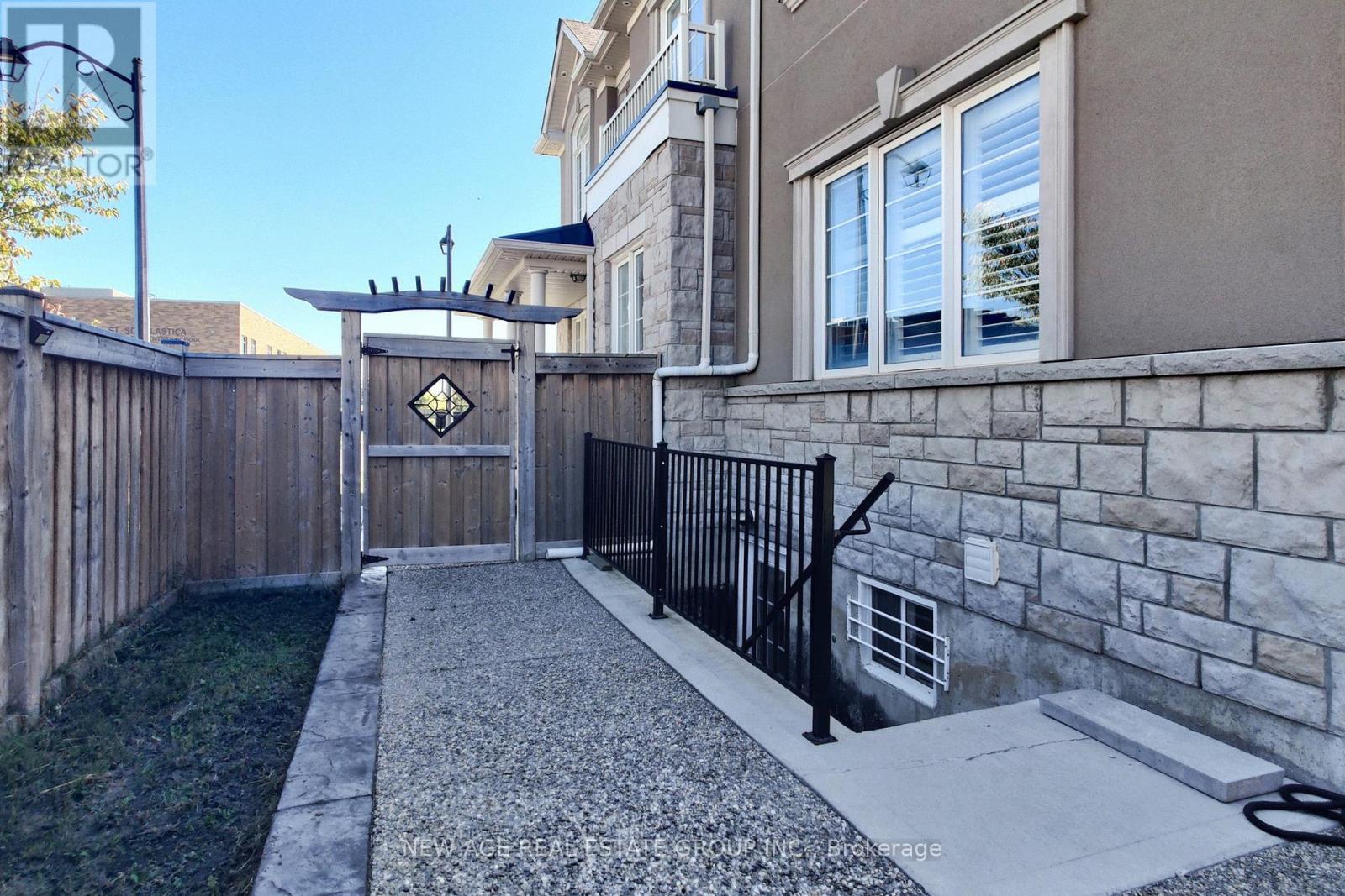 153 Whitlock Avenue, Milton, Ontario  L9E 1G1 - Photo 43 - W12499966