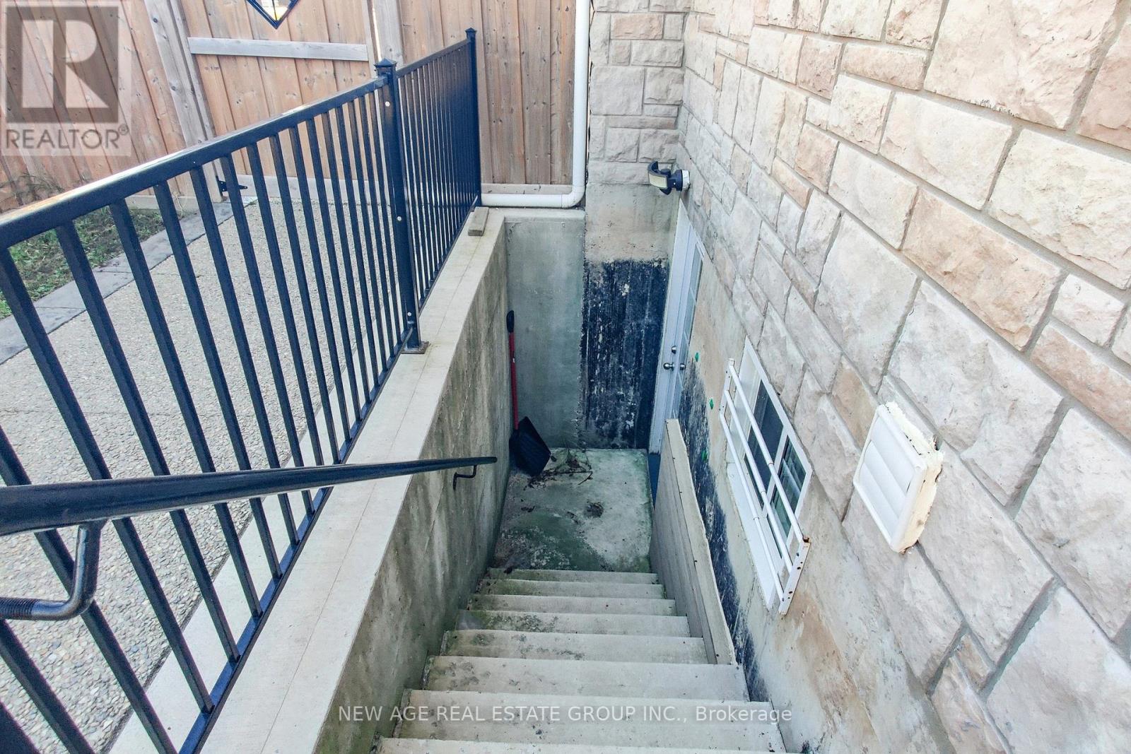 153 Whitlock Avenue, Milton, Ontario  L9E 1G1 - Photo 49 - W12499966