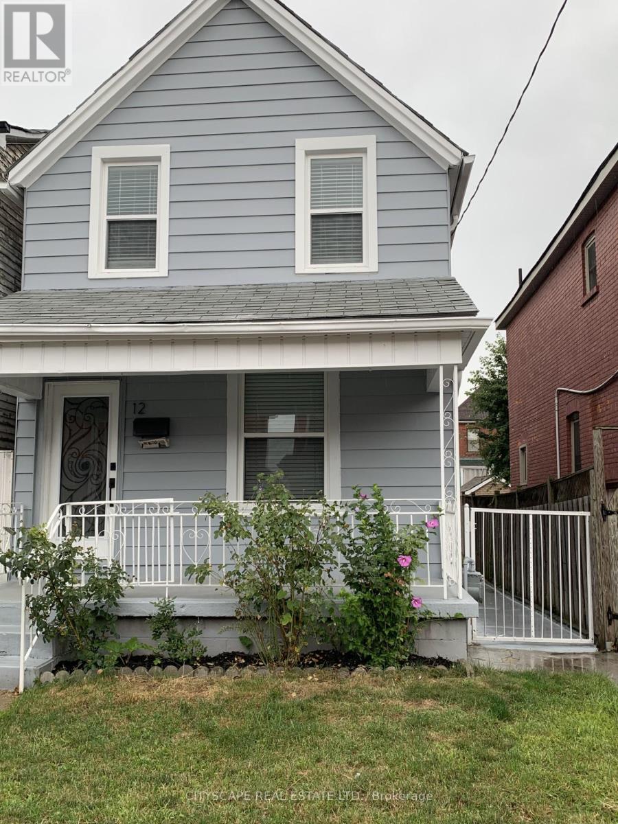 12 KINRADE AVENUE, Hamilton, Ontario