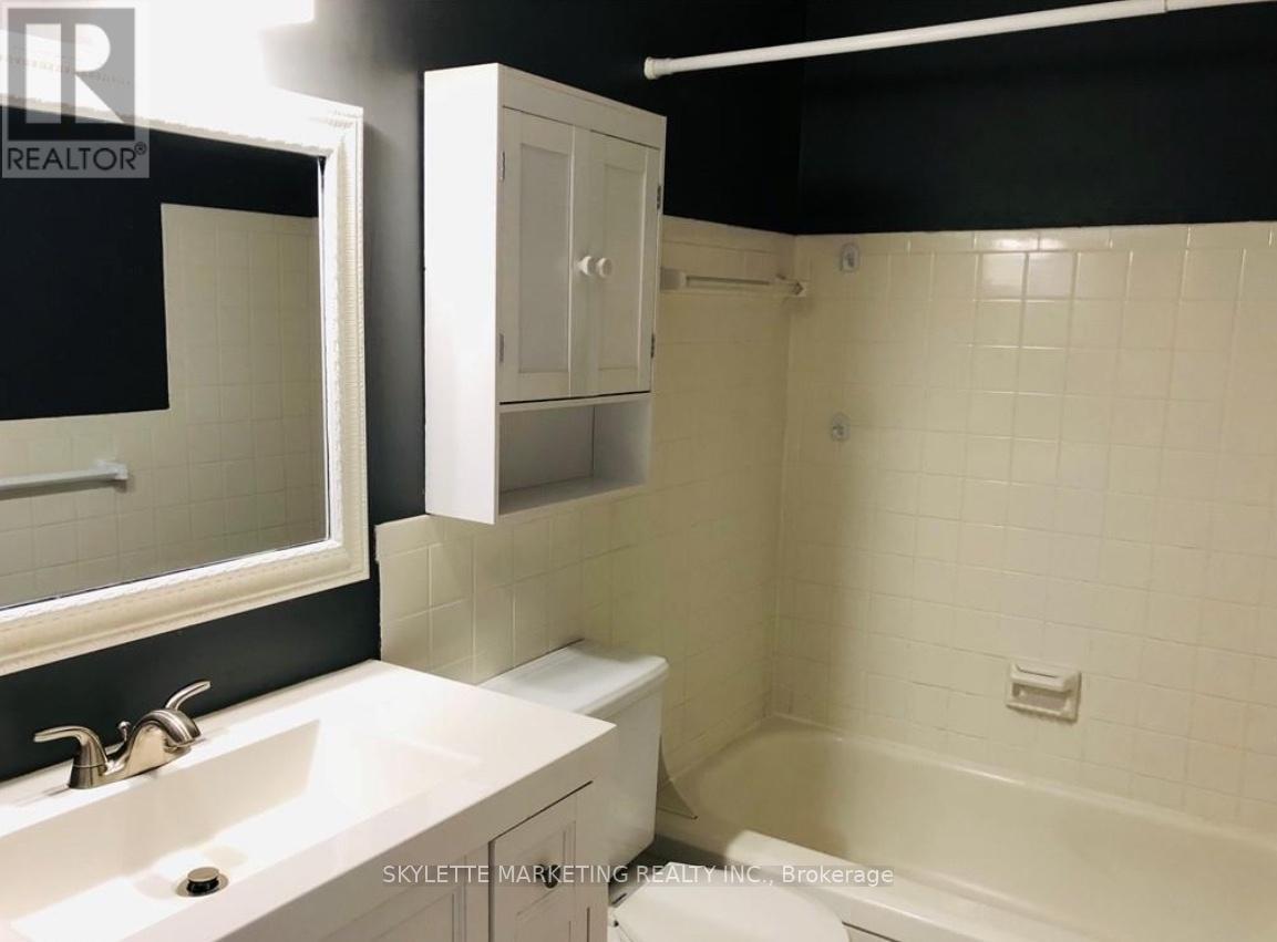 264 Homestead Crescent, London North, Ontario  N6G 2E5 - Photo 16 - X12499998