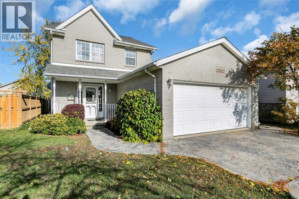 1352 Giselle Crescent, Windsor, Ontario  N8W 5P5 - Photo 3 - 25027691