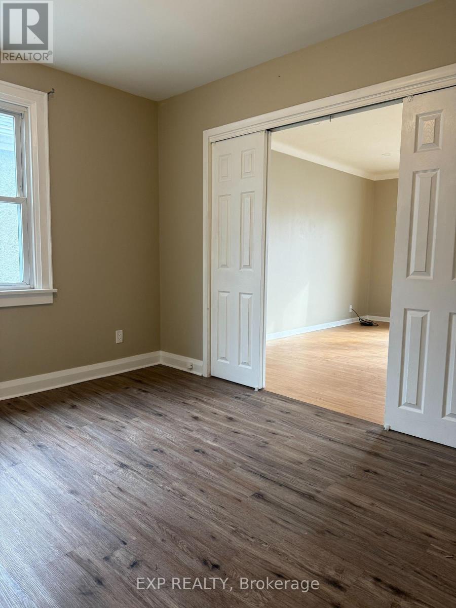 3 Moote Street, St. Catharines (Facer), Ontario  L2N 1B3 - Photo 4 - X12500026