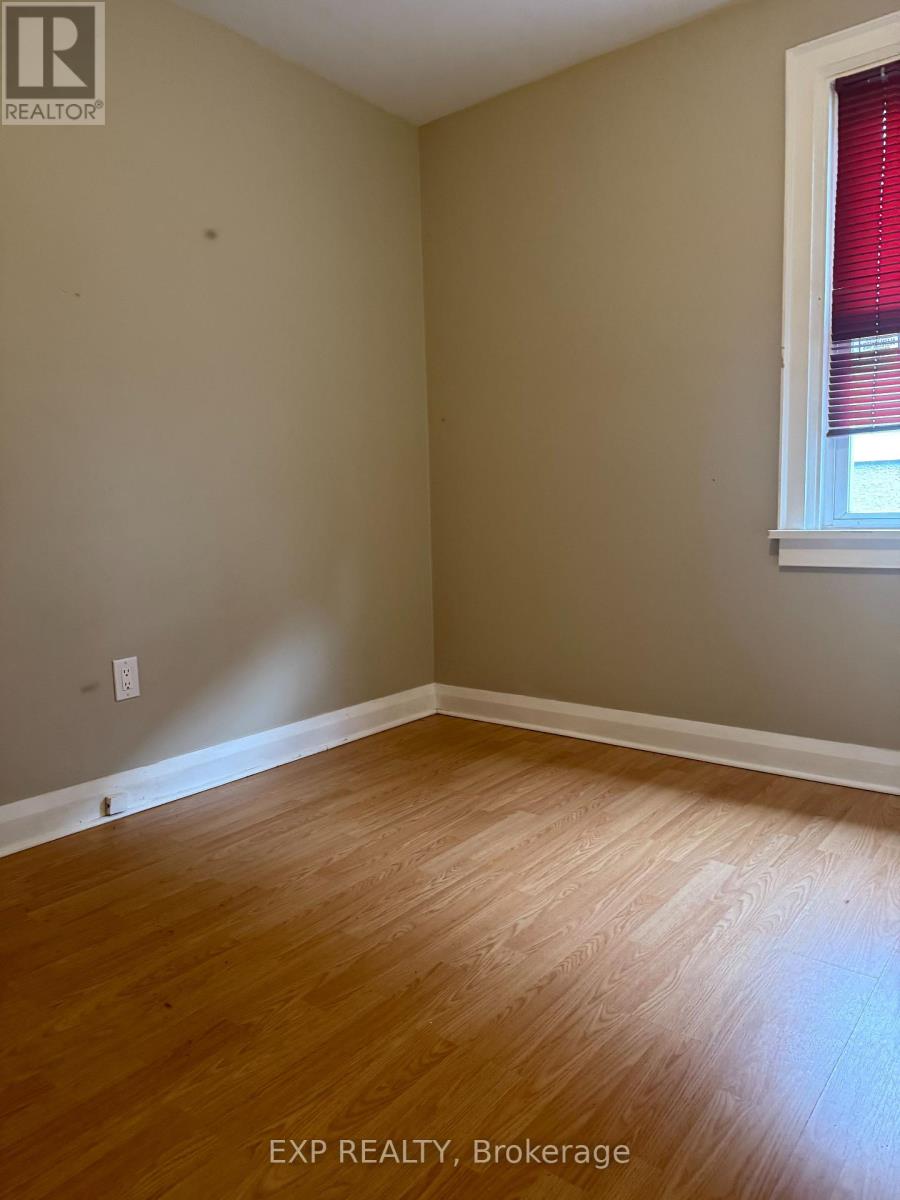 3 Moote Street, St. Catharines (Facer), Ontario  L2N 1B3 - Photo 6 - X12500026