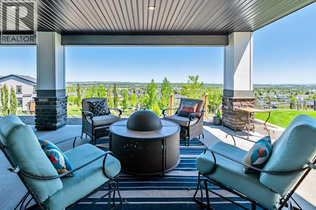 10 Westmount Point, Okotoks, Alberta  T1S 0K6 - Photo 3 - A2247694