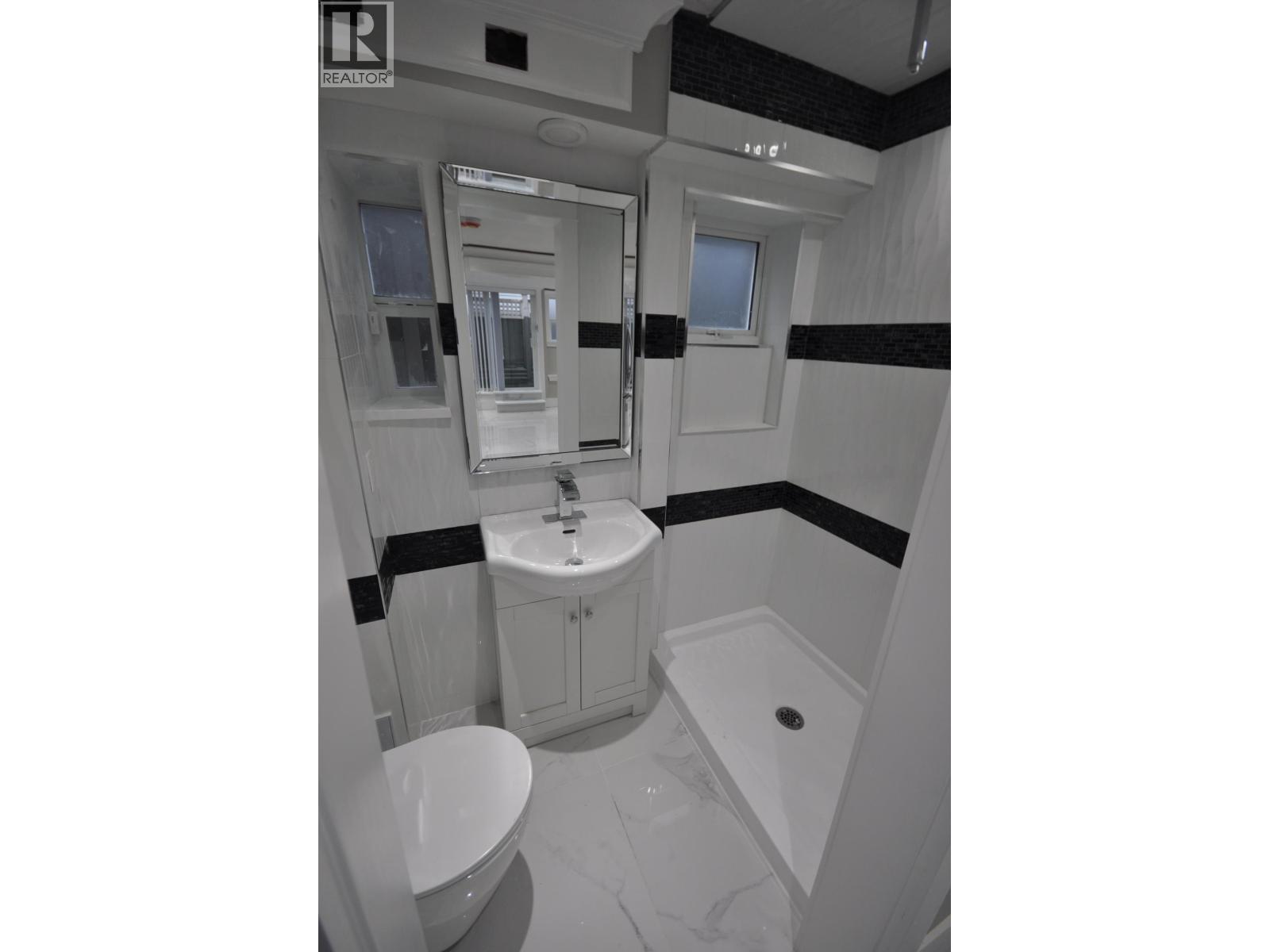 7828 Albert Street, Vancouver, British Columbia  V5X 3Z7 - Photo 3 - R3063842