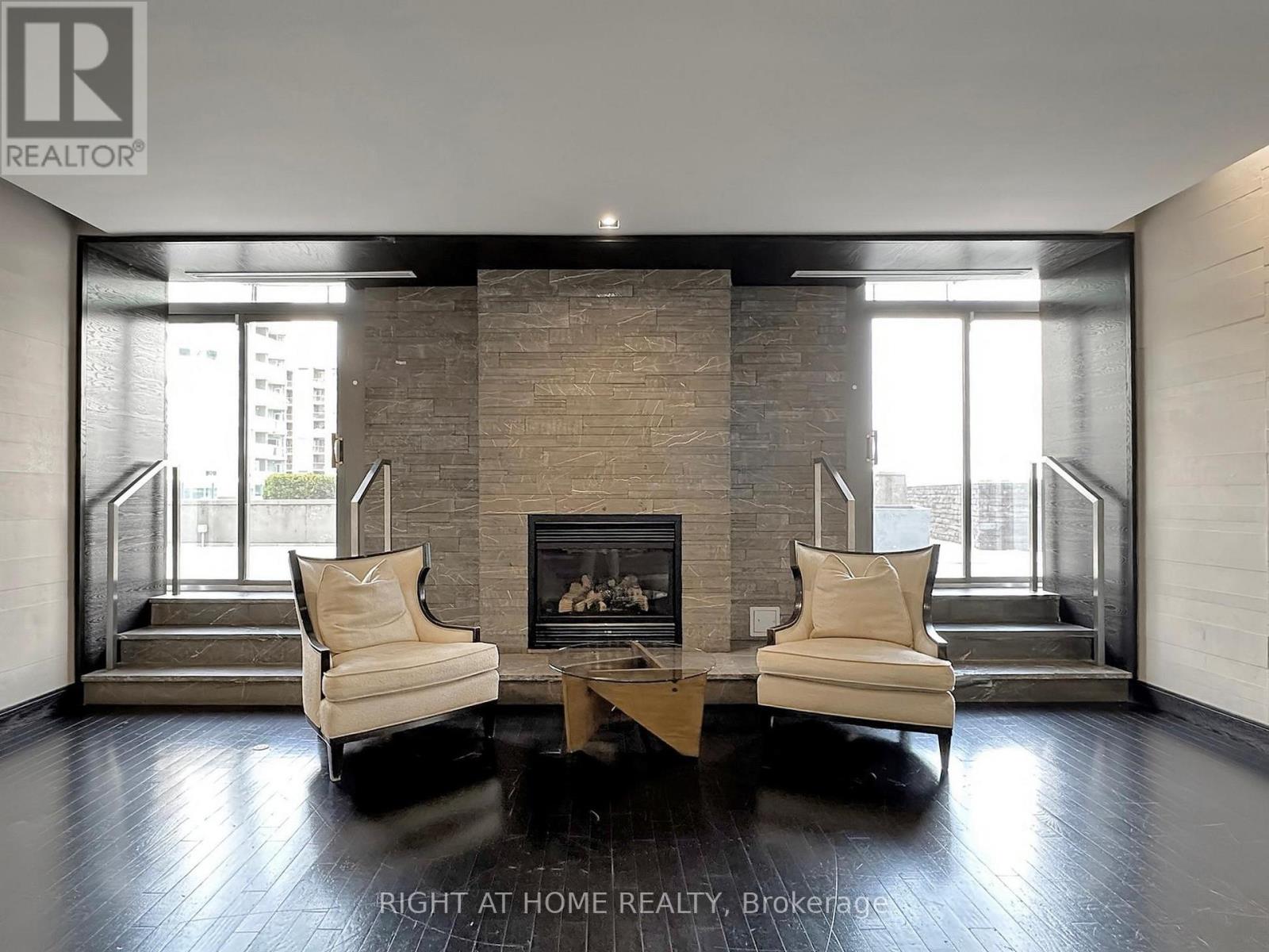 207 - 21 Scollard Street, Toronto, Ontario  M5R 1G1 - Photo 22 - C12281469