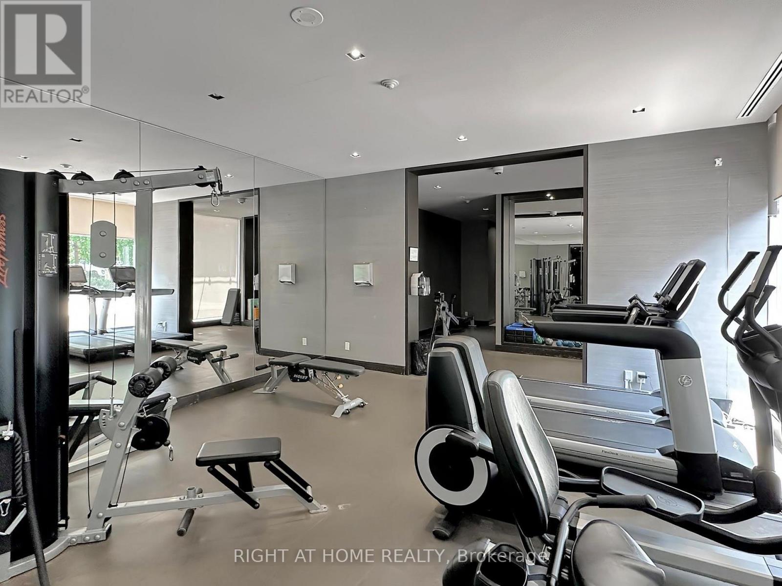 207 - 21 Scollard Street, Toronto, Ontario  M5R 1G1 - Photo 18 - C12281469