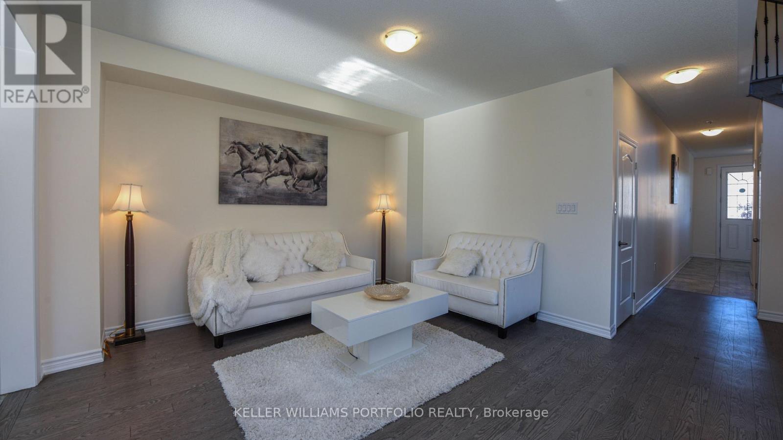 10 Hashmi Place, Brampton, Ontario  L6Y 6K1 - Photo 5 - W12491520