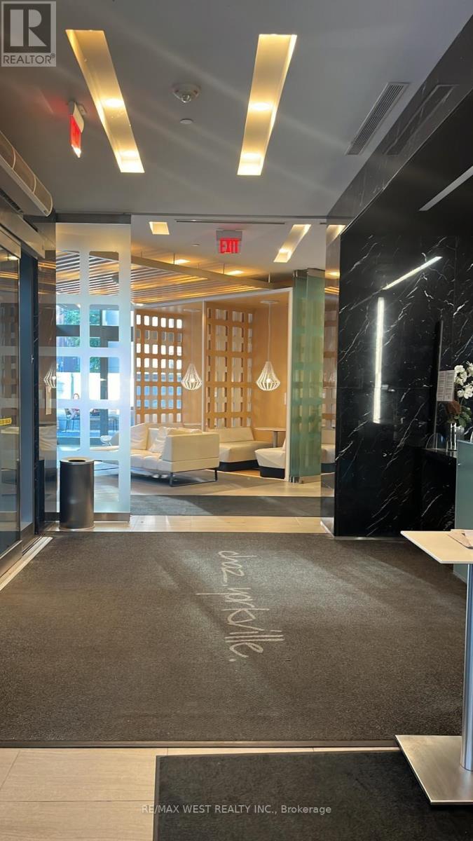 709 - 45 CHARLES STREET E, Toronto, Ontario