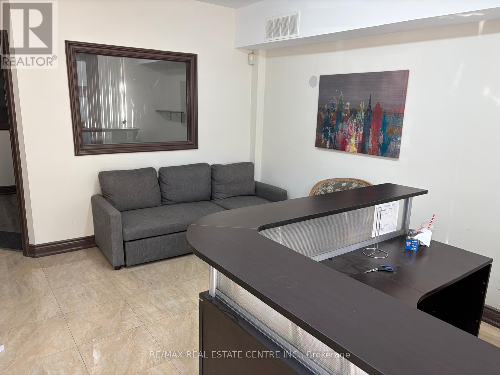 Office - 3280 Danforth Avenue, Toronto, Ontario  M1L 1C3 - Photo 3 - E12496466