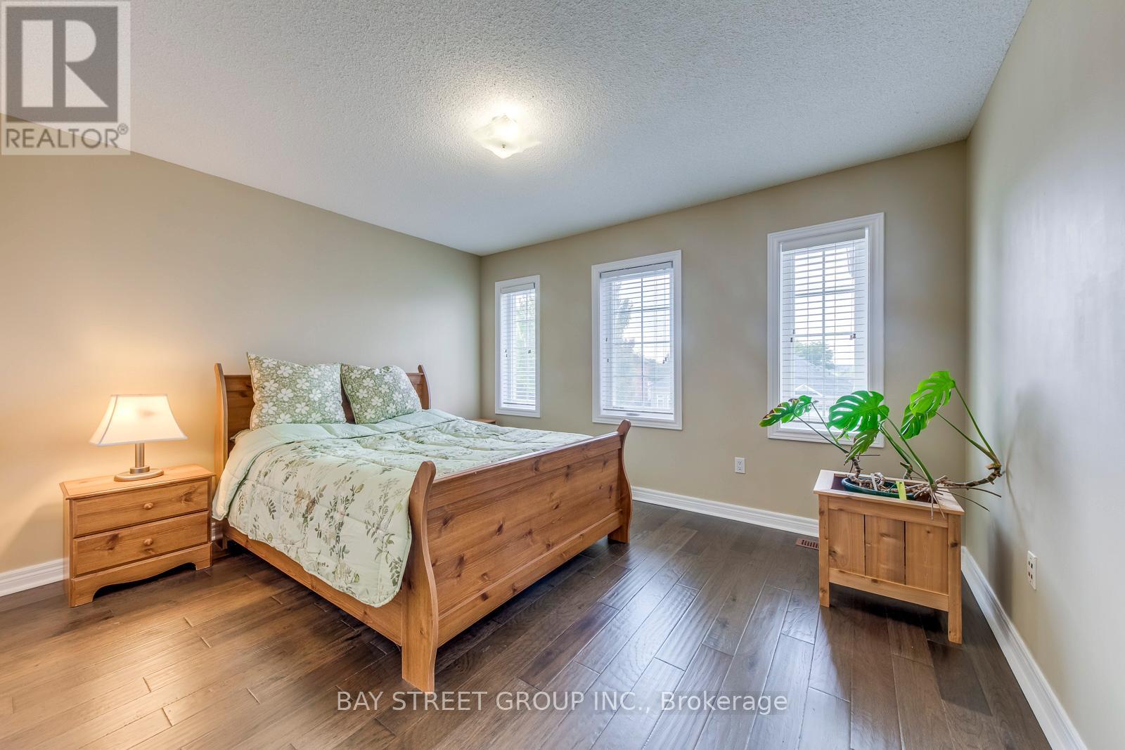 217 Napa Valley Avenue, Vaughan, Ontario  L4H 1L3 - Photo 31 - N12436118