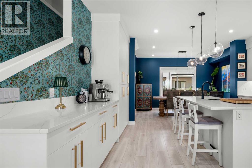 8161 8 Avenue Sw, Calgary, Alberta  T3H 6H9 - Photo 9 - A2257907