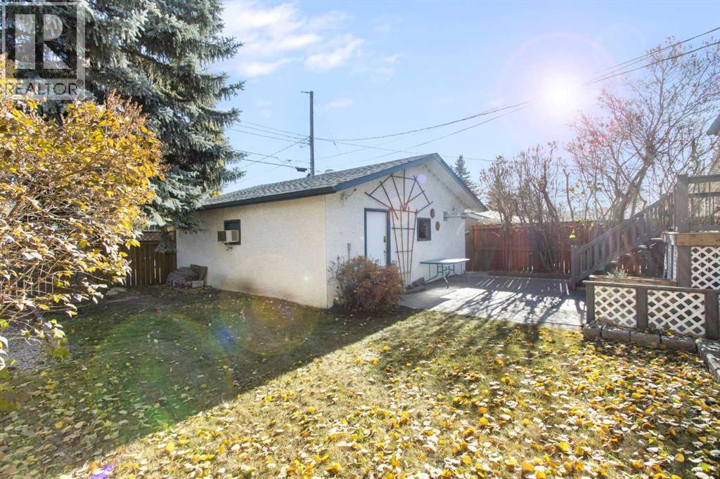 1452 Lake Sylvan Drive Se, Calgary, Alberta  T2J 3C8 - Photo 33 - A2265205