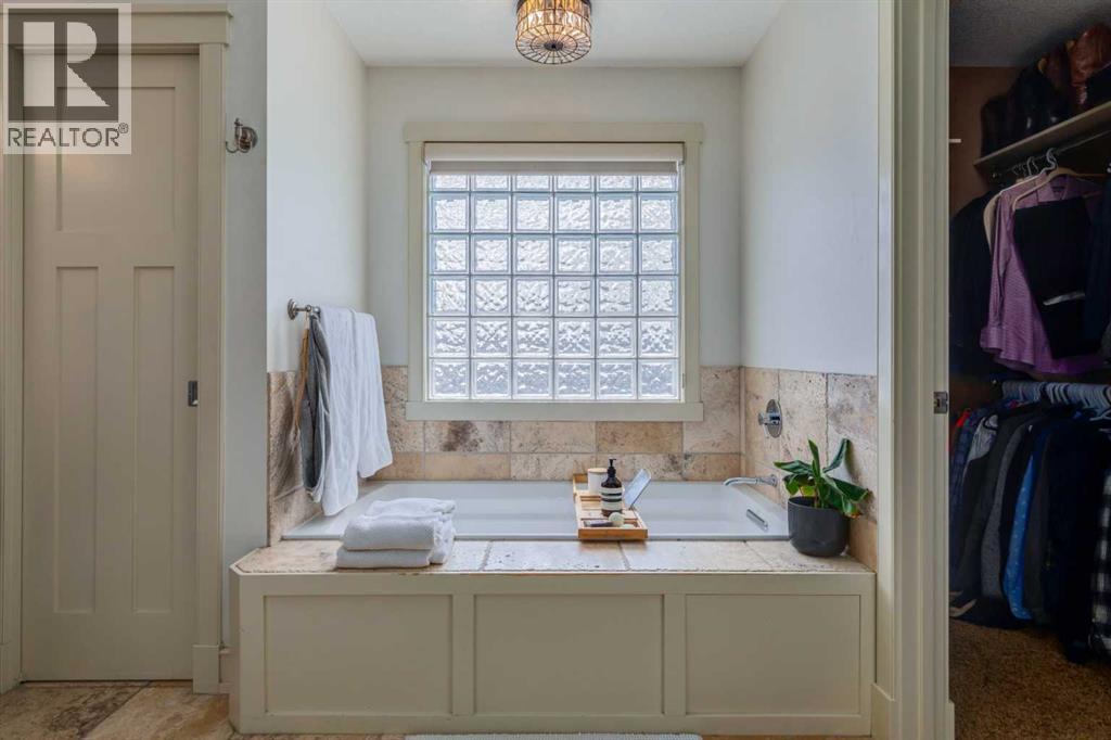 2005 32 Avenue Sw, Calgary, Alberta  T2T 1W7 - Photo 28 - A2267290