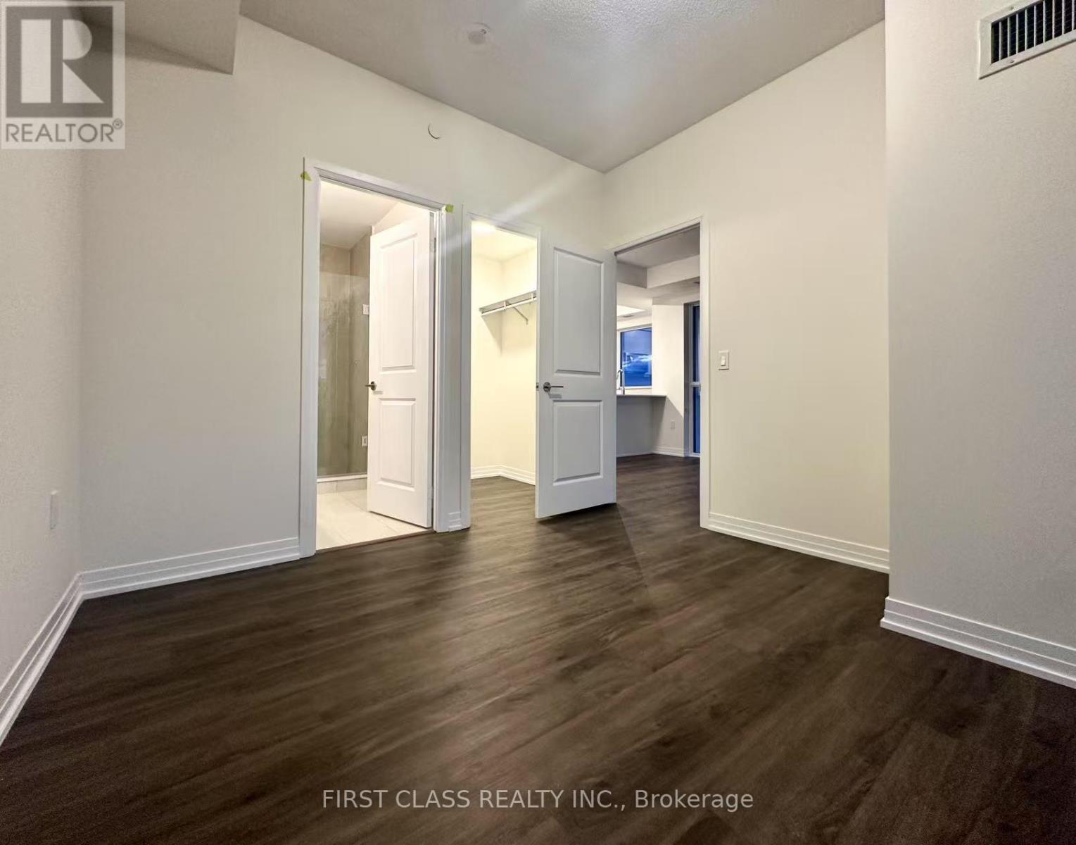 2306 - 15 Watergarden Drive, Mississauga, Ontario  L5R 0H4 - Photo 6 - W12500014