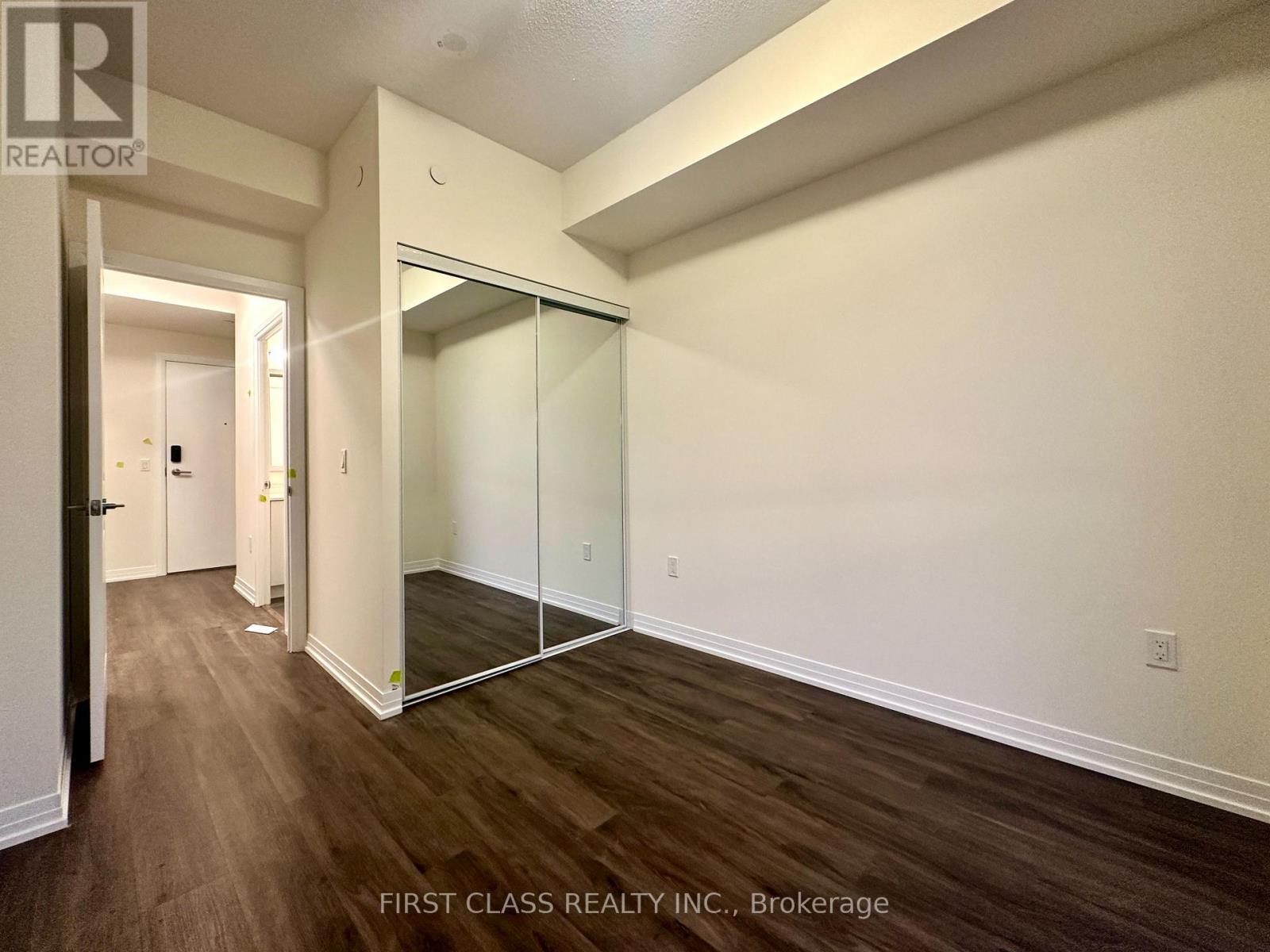 2306 - 15 Watergarden Drive, Mississauga, Ontario  L5R 0H4 - Photo 7 - W12500014