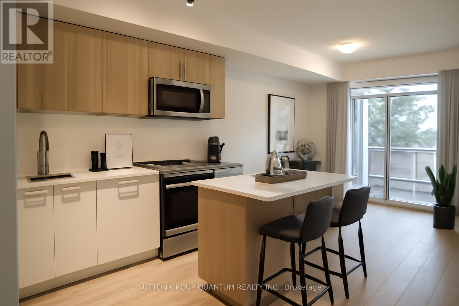 420 - 500 Plains Road E, Burlington, Ontario  L7T 2E1 - Photo 5 - W12500016