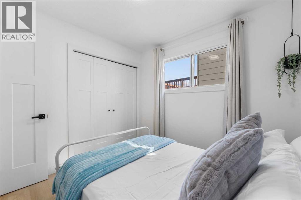 966 Berkley Drive Nw, Calgary, Alberta  T3K 1A2 - Photo 33 - A2264814