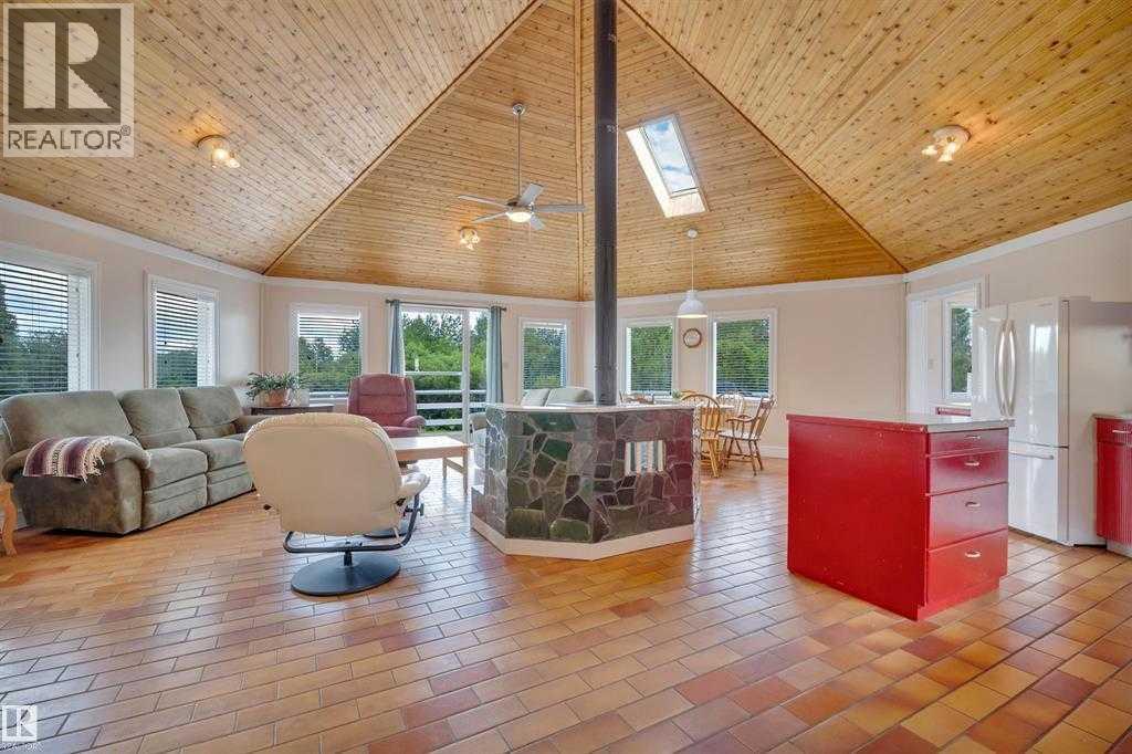 7, 471035 771 Highway, Mulhurst Bay, Alberta  T0C 2V0 - Photo 3 - A2266870