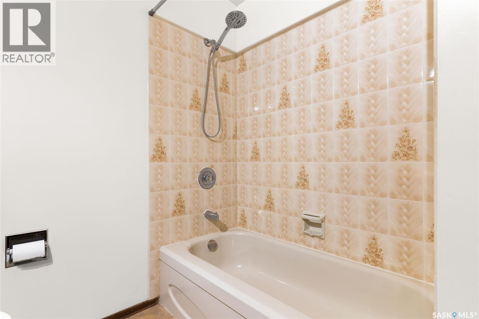 242 Hansen Drive, Regina, Saskatchewan  S4X 2Y6 - Photo 27 - SK022128