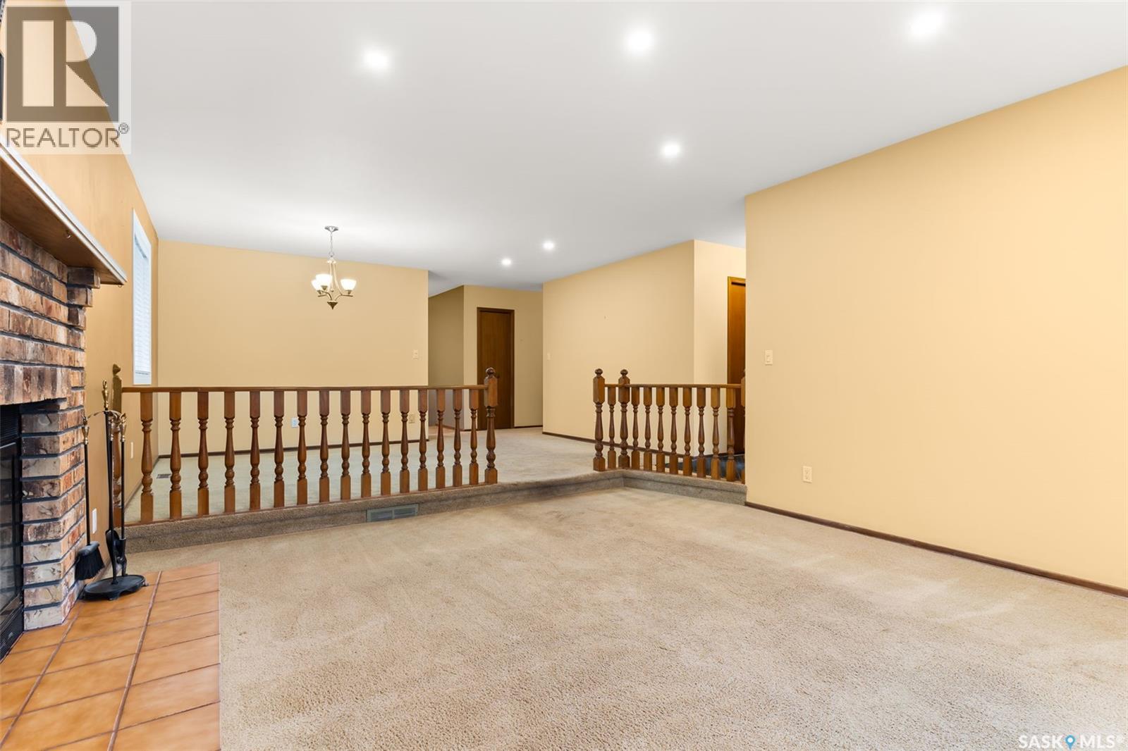 242 Hansen Drive, Regina, Saskatchewan  S4X 2Y6 - Photo 9 - SK022128