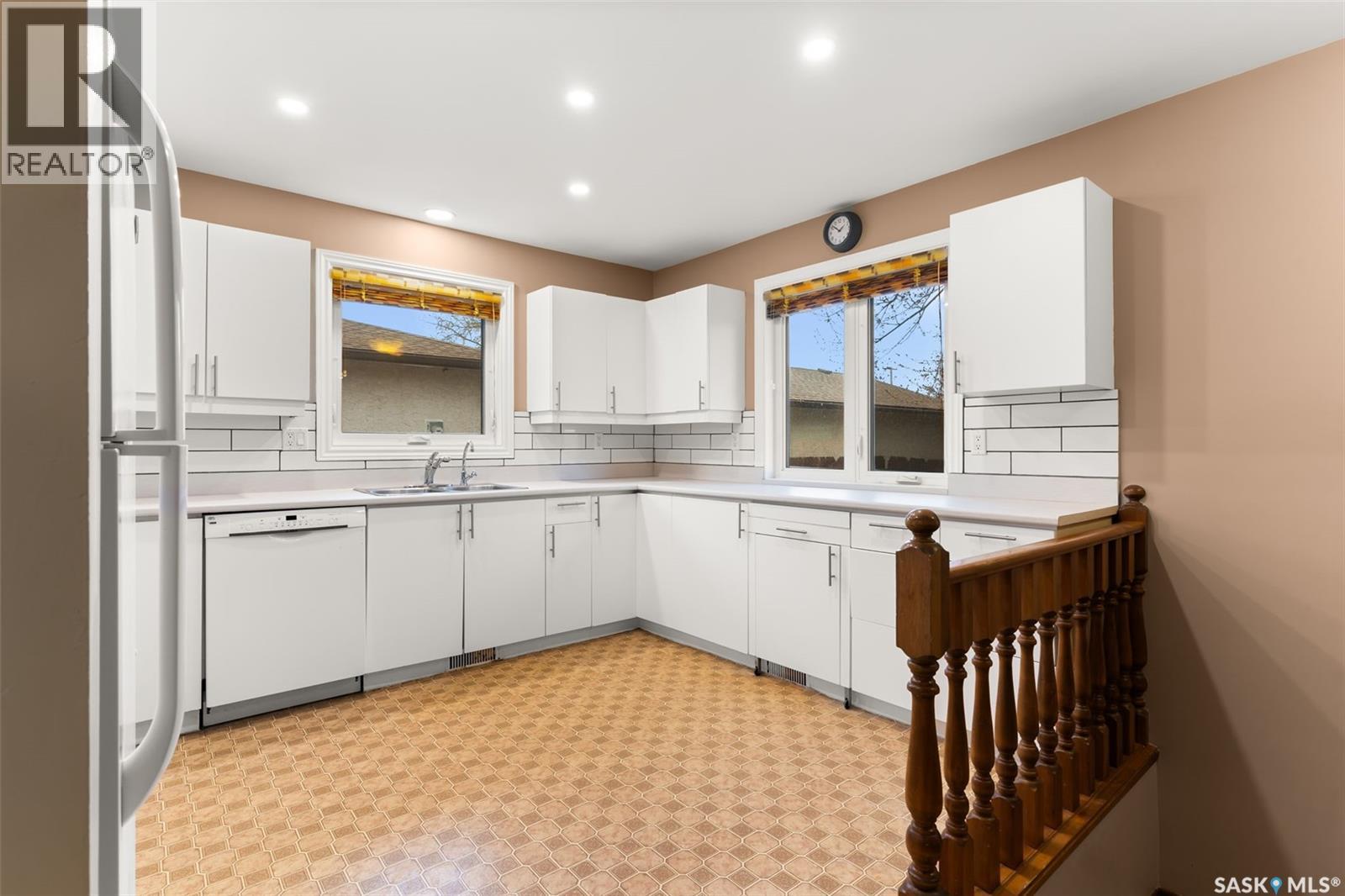 242 Hansen Drive, Regina, Saskatchewan  S4X 2Y6 - Photo 13 - SK022128