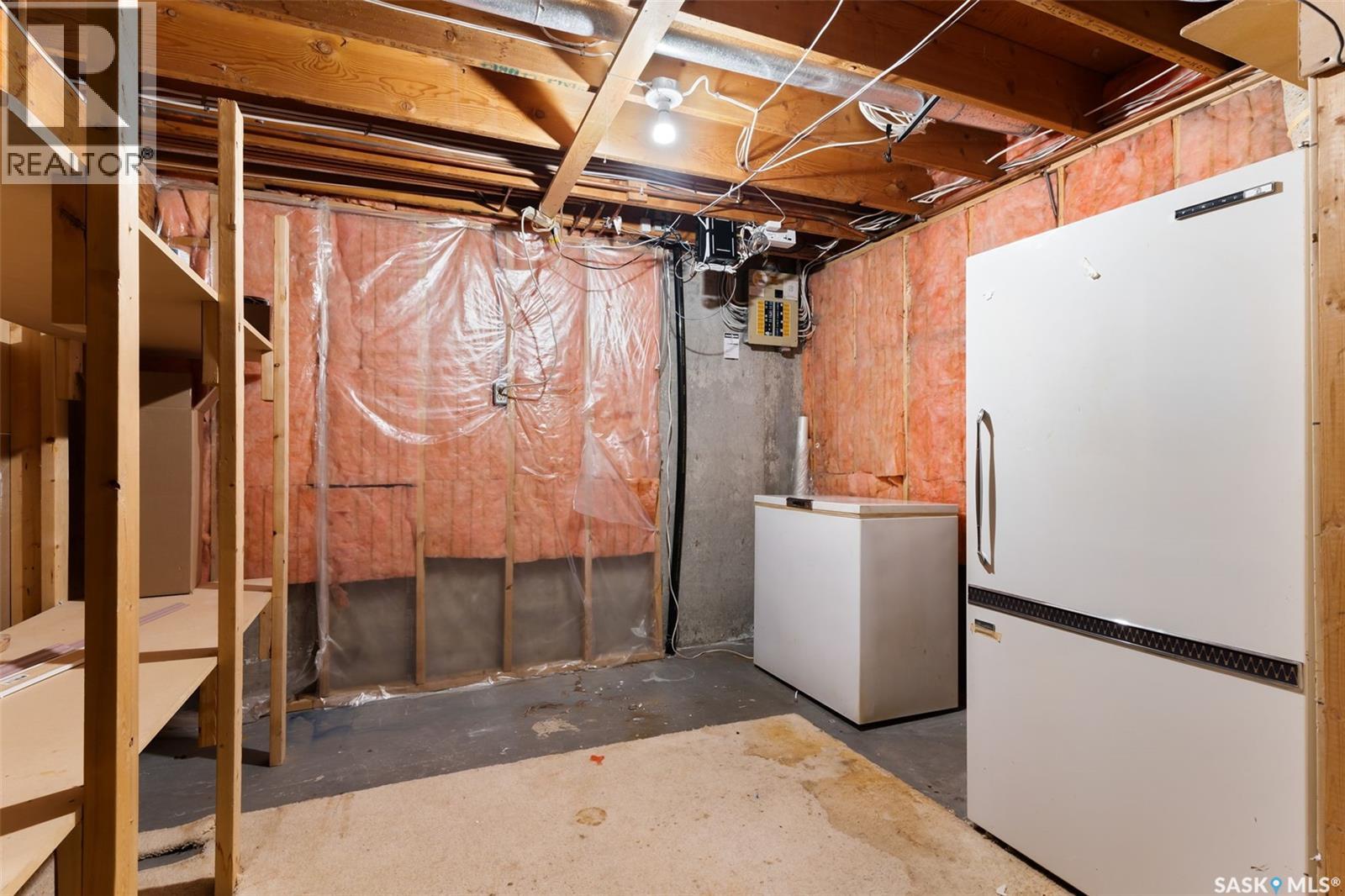 242 Hansen Drive, Regina, Saskatchewan  S4X 2Y6 - Photo 39 - SK022128