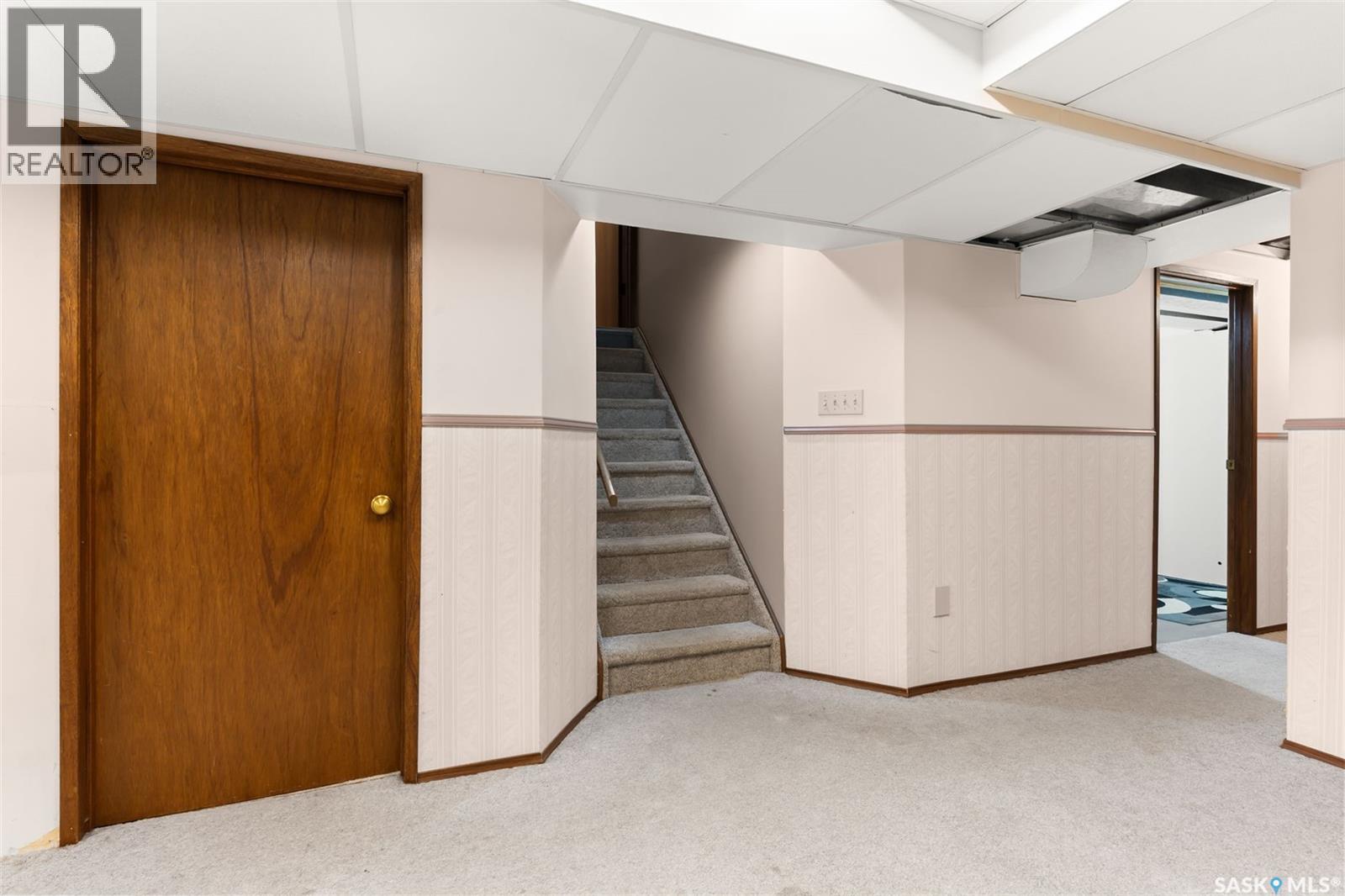 242 Hansen Drive, Regina, Saskatchewan  S4X 2Y6 - Photo 30 - SK022128