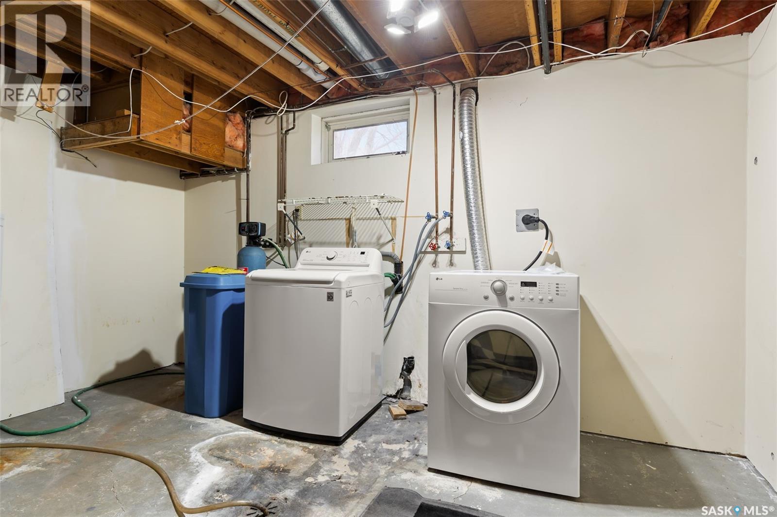 242 Hansen Drive, Regina, Saskatchewan  S4X 2Y6 - Photo 40 - SK022128