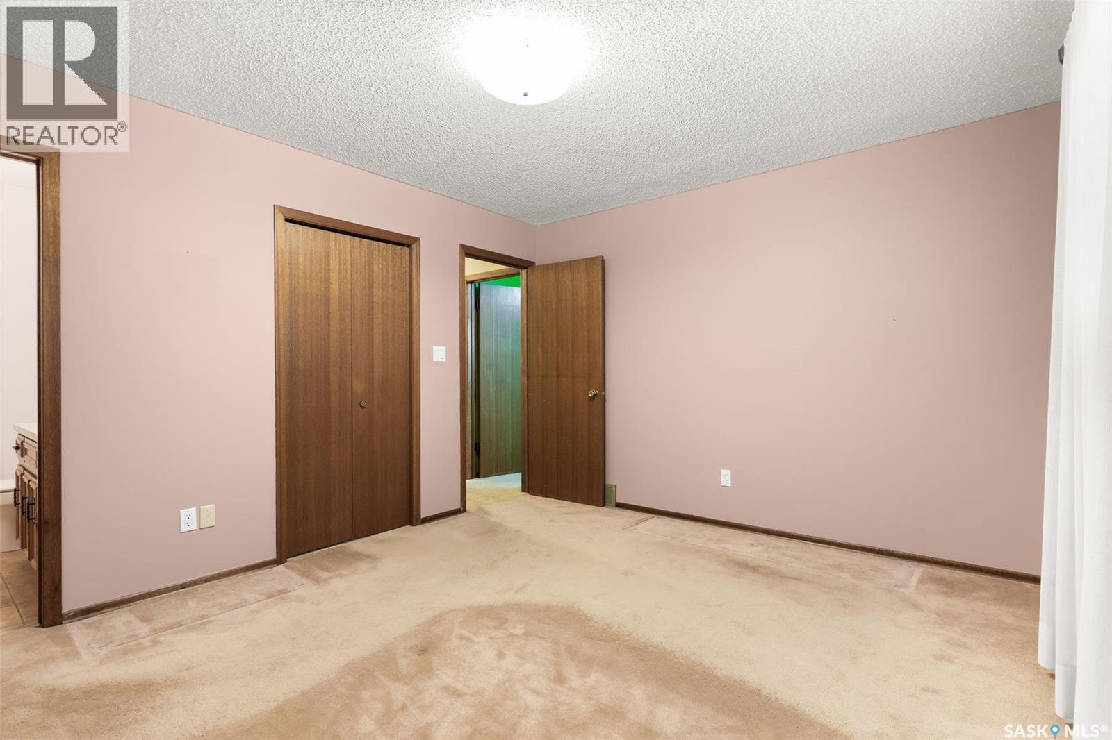 242 Hansen Drive, Regina, Saskatchewan  S4X 2Y6 - Photo 21 - SK022128