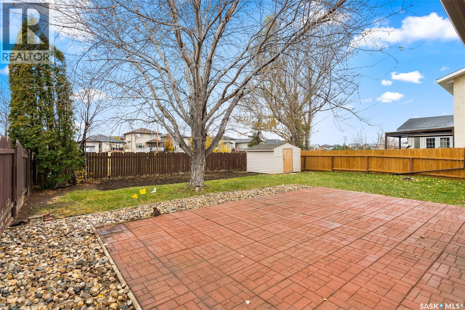 242 Hansen Drive, Regina, Saskatchewan  S4X 2Y6 - Photo 43 - SK022128