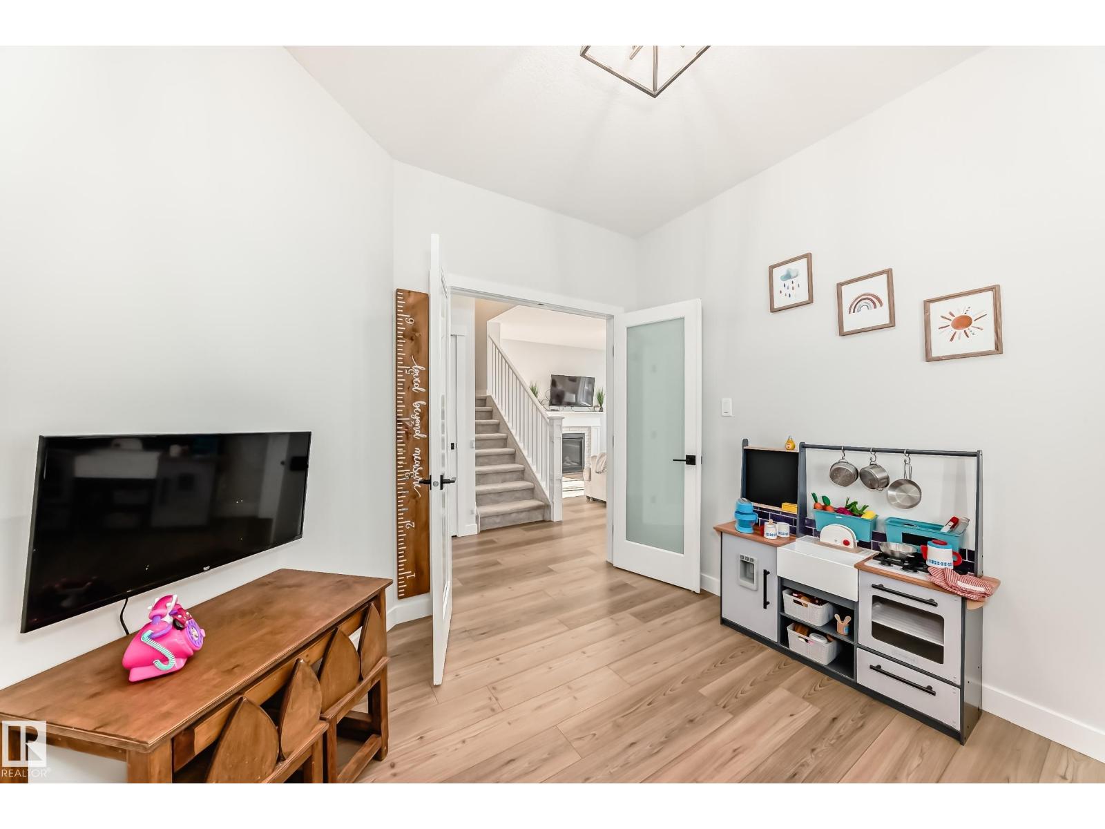 731 166 Av Ne Ne, Edmonton, Alberta  T5Y 4J1 - Photo 12 - E4464353