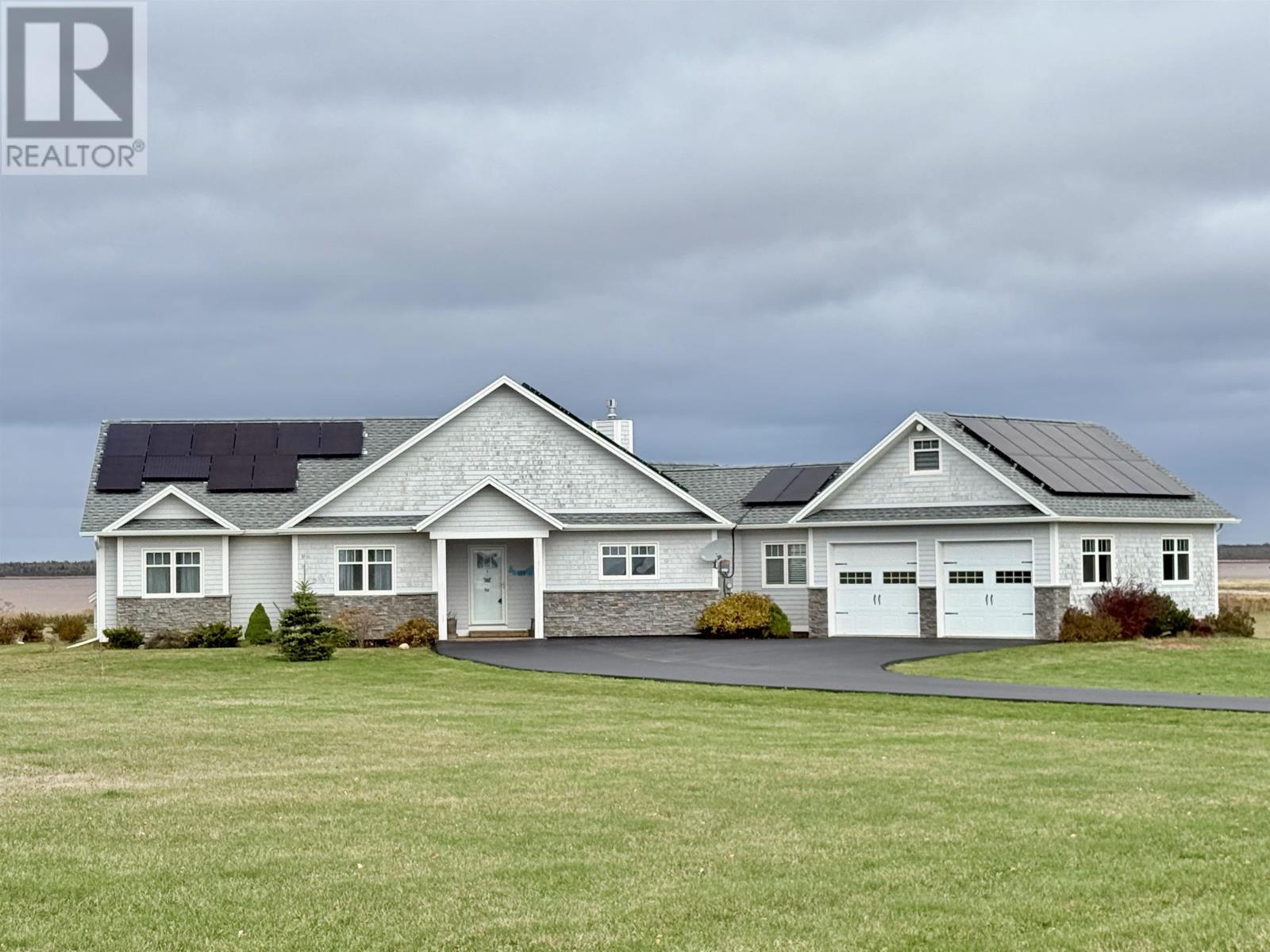 689 Strang Road, St. Nicholas, Prince Edward Island  C0B 1T0 - Photo 2 - 202511418
