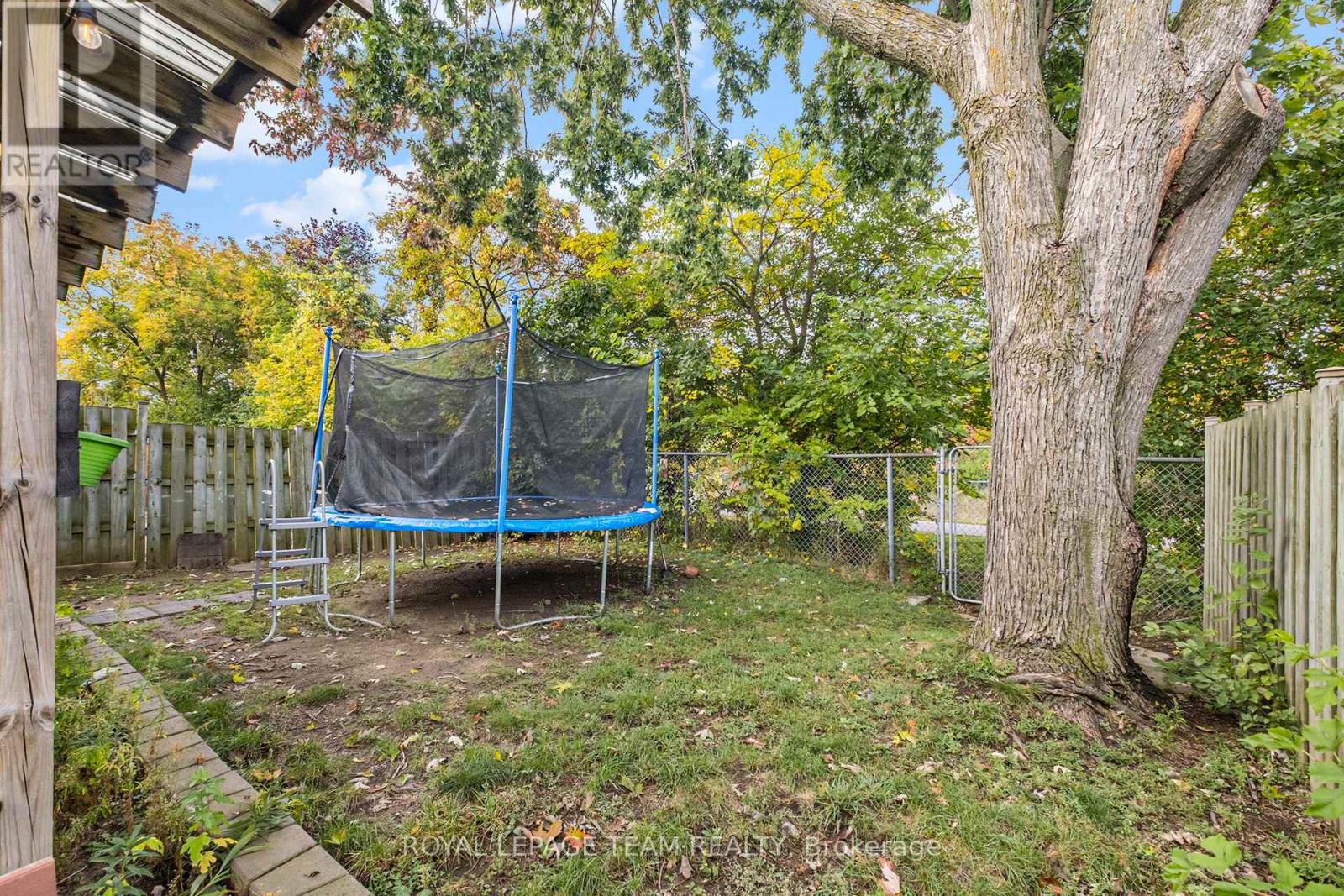 9 Glacier Street, Ottawa, Ontario  K2G 6E5 - Photo 21 - X12500034