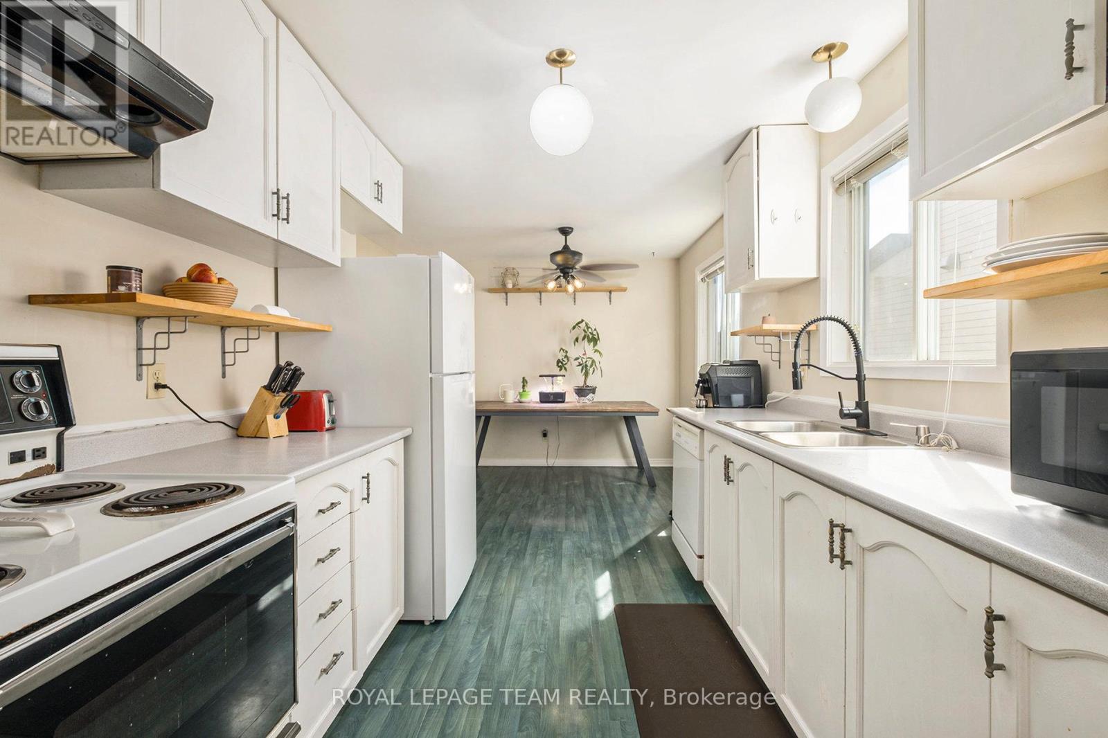 9 Glacier Street, Ottawa, Ontario  K2G 6E5 - Photo 8 - X12500034