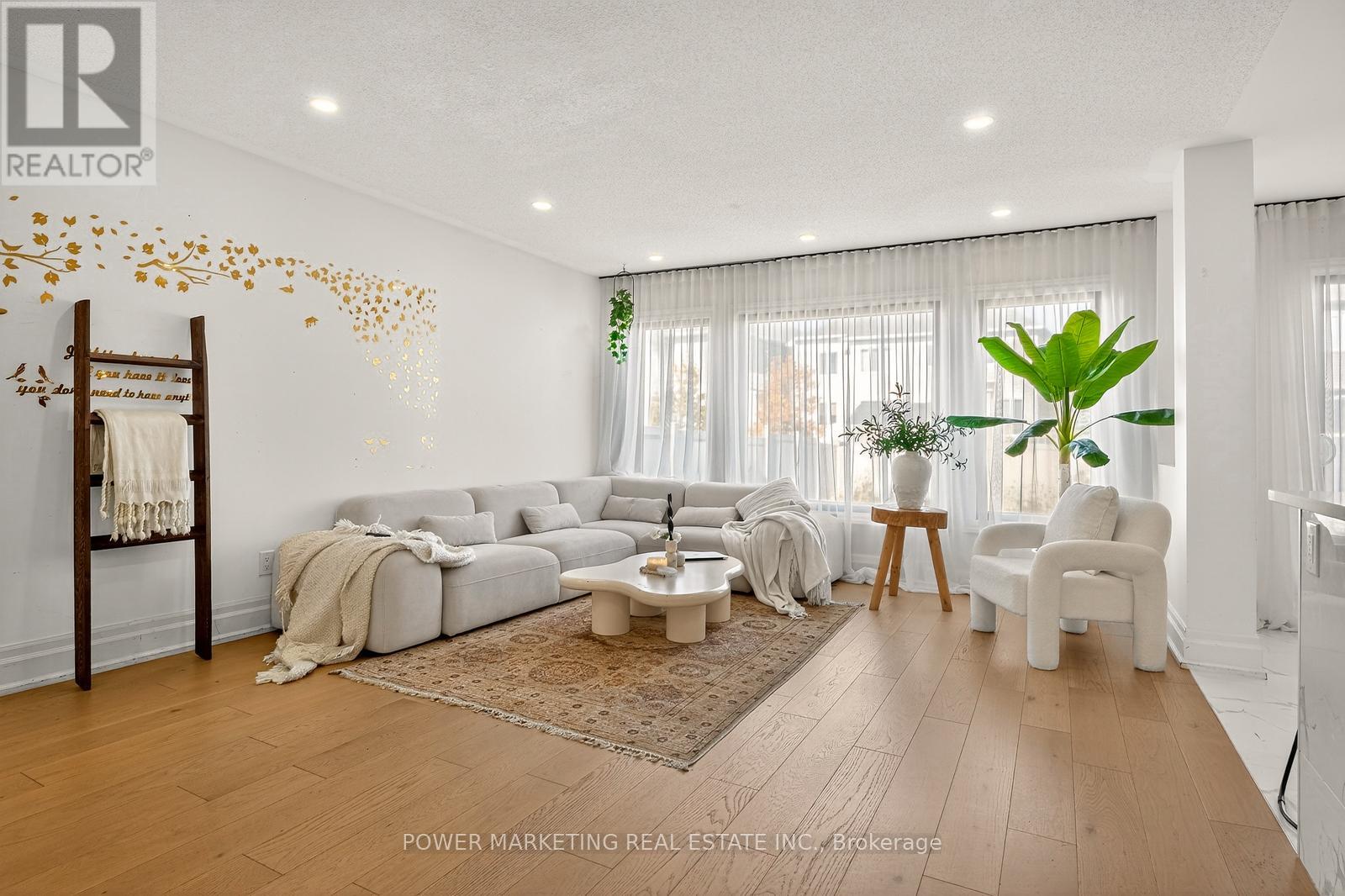 657 - 657 Clearbrook Drive N, Ottawa, Ontario  K2J 5S1 - Photo 10 - X12500054