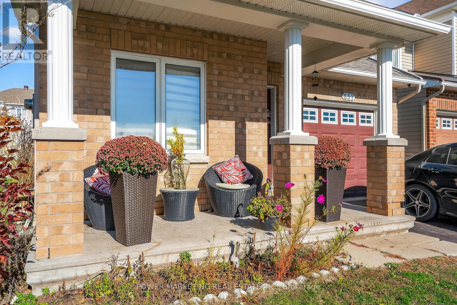 657 - 657 Clearbrook Drive N, Ottawa, Ontario  K2J 5S1 - Photo 3 - X12500054