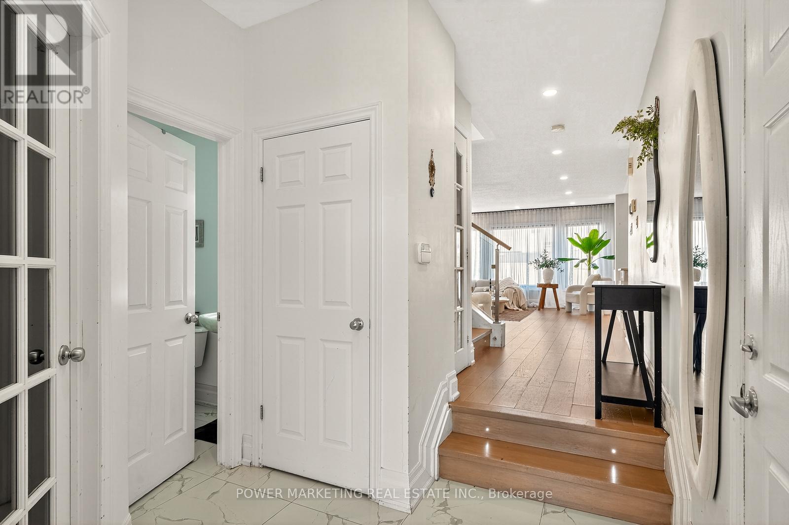 657 - 657 Clearbrook Drive N, Ottawa, Ontario  K2J 5S1 - Photo 5 - X12500054