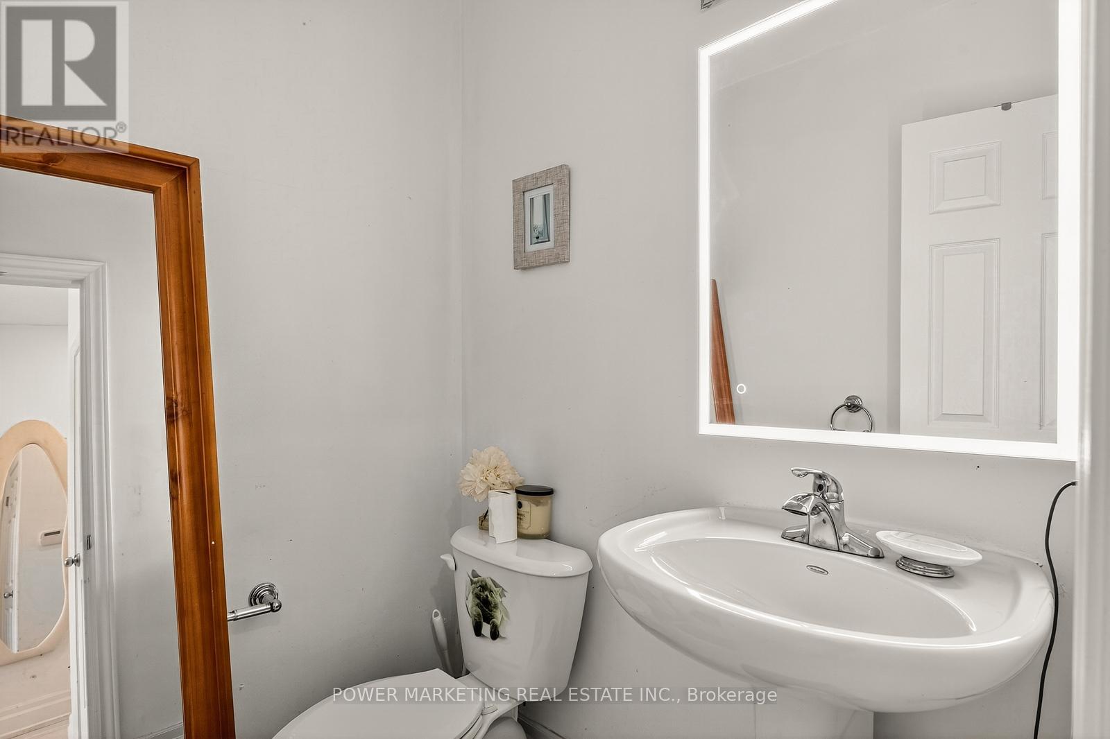 657 - 657 Clearbrook Drive N, Ottawa, Ontario  K2J 5S1 - Photo 7 - X12500054