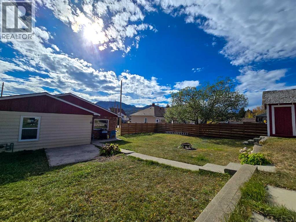 7709 & 7707 23 Avenue, Coleman, Alberta  T0K 0M0 - Photo 19 - A2267662