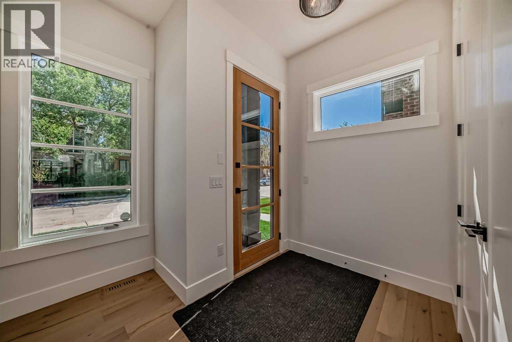 5005 21a Street Sw, Calgary, Alberta  T2T 5C4 - Photo 2 - A2264357