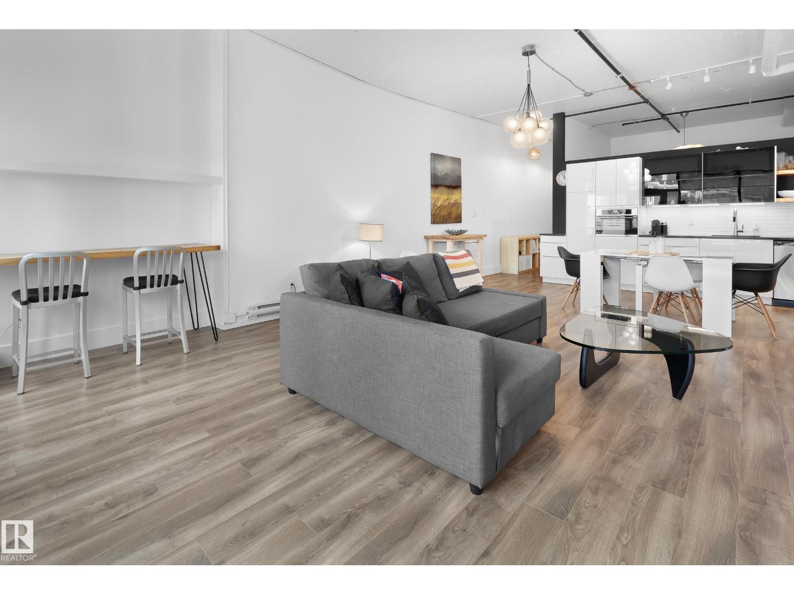 #210 10024 Jasper Av Nw, Edmonton, Alberta  T5J 1R9 - Photo 10 - E4464411